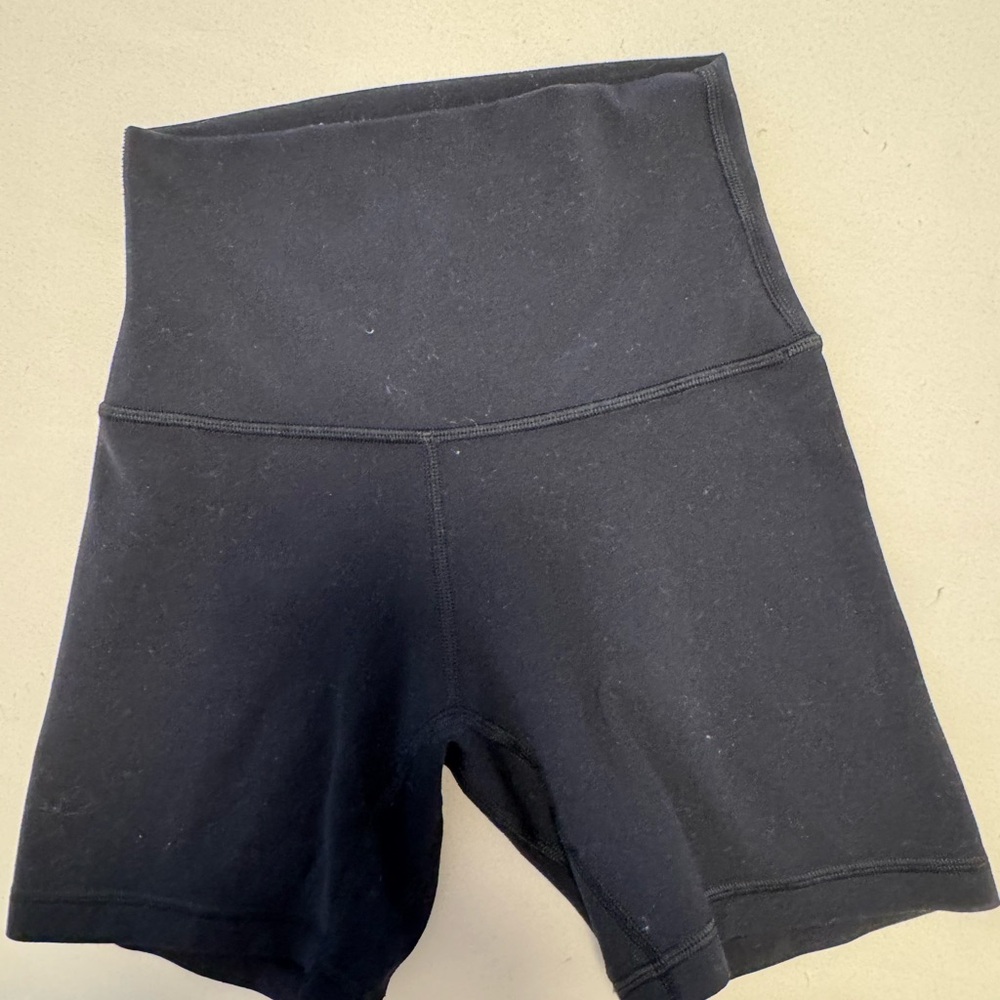 Lululemon Align High-Waisted Black  Shorts